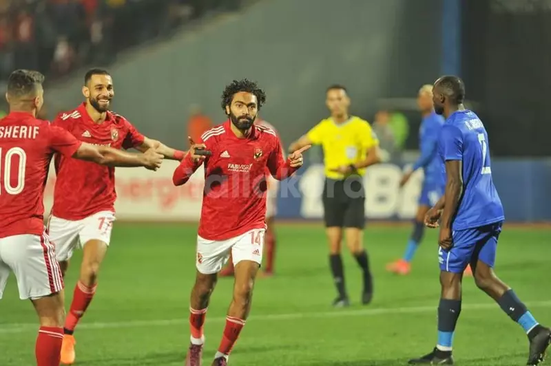 الأهلي الهلال حسين الشحات